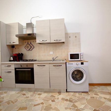 Apartamento Bilocale A 400M Dalla Stazione Di Lambrate - Casa Abano Milán Exterior foto