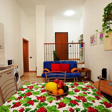 Apartamento Bilocale A 400M Dalla Stazione Di Lambrate - Casa Abano Milán Exterior foto